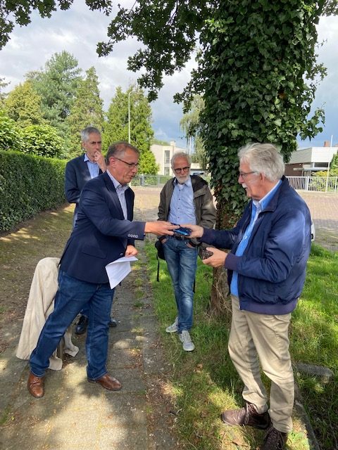 Koos neemt afscheid van Limburgse Stichting Kruisen en Kapellen